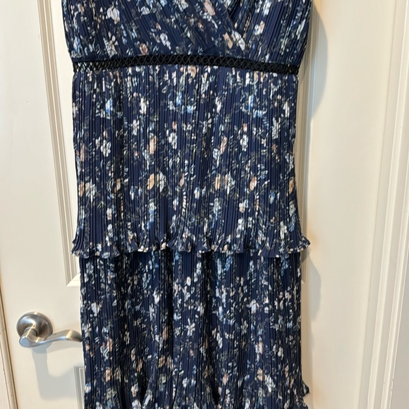 Lulu’s Such Sophistication Navy Blue Floral Print Pleated Maxi Dress XL - Picture 11 of 14